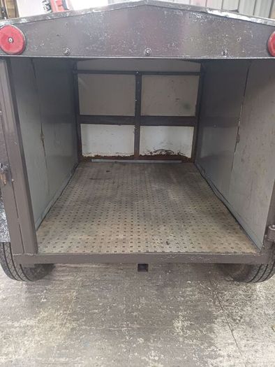dog trailer/camping trailer