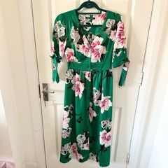 Wild Pony Floral Dress Small