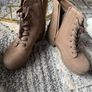 Women boots / shoes runners Image 3