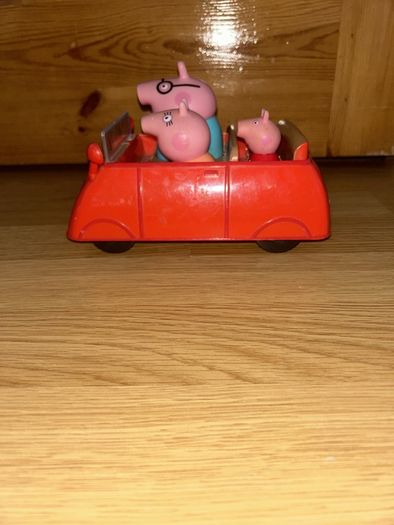 Peppa pig car