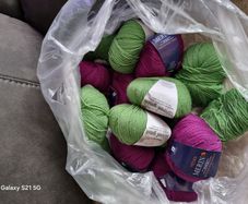 Merin worsted wool yarn - green and purple job lot