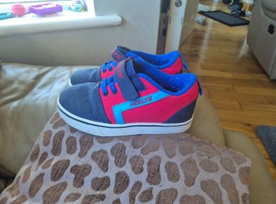 heelys
