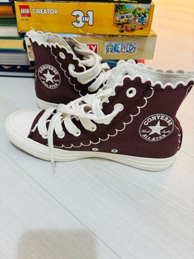 Brown converse size UK6 brand new