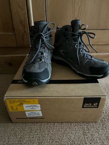 Jack Wolfskin women's hiking boots size UK5-FREE POST