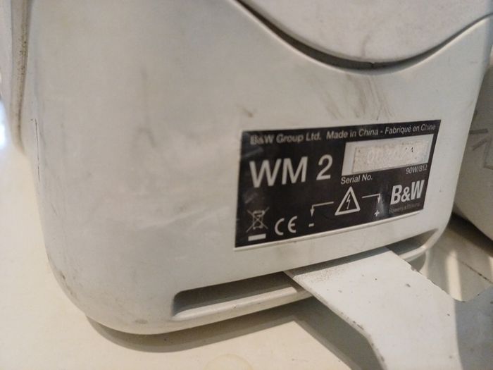 B&W Speaker with wall bracket