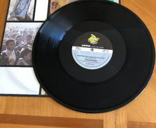 Latin Quarter 12" vinyl single - One People One Cause