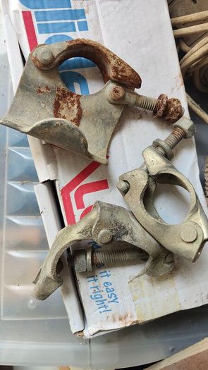 scaffolding clamps