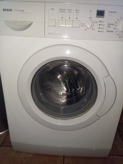 Bosch Classixx 1200 Express Washing Machine - requires drain pump or for parts