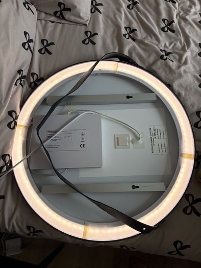 60cm Round LED Bathroom Mirror, Demister, Warm & Cool Light