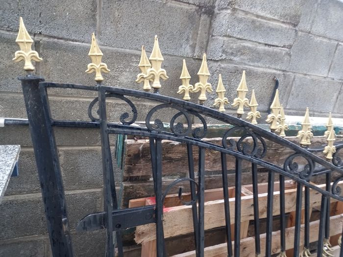 Beautiful gates perfect condition