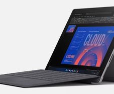 Microsoft Surface Pro 7+ Tablet Black Intel i5-1135G7 8GB RAM 256GB SSD 12.3" Win 11 Pro