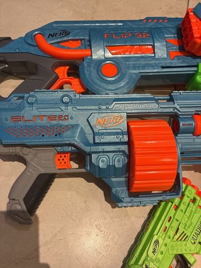 Nerf guns x4