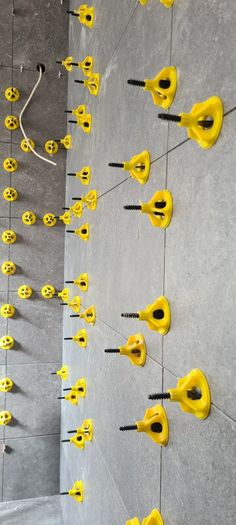 Spin Master Tile Levelling System 5mm - 28mm thickness tiles , Suitable for all tiles including outdoor porcelain tiles, 100% Level Results