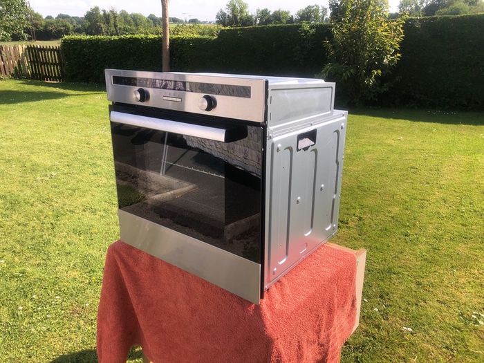 single oven