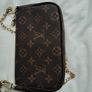 Lovely clutch L V logo Image 5