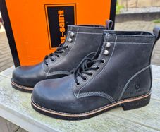 SL-Saint,  Men's  Leather Boots , UK 8 Brand New