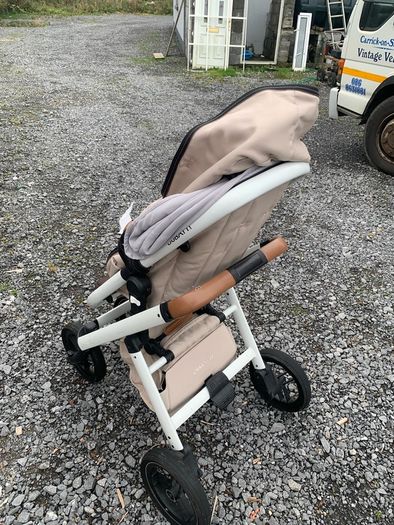 baby buggy