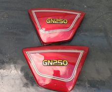 Suzuki Gn250 side cases