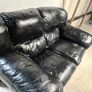 2 seater black leather couch Image 2