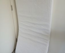 Baby cot mattress - clean condition