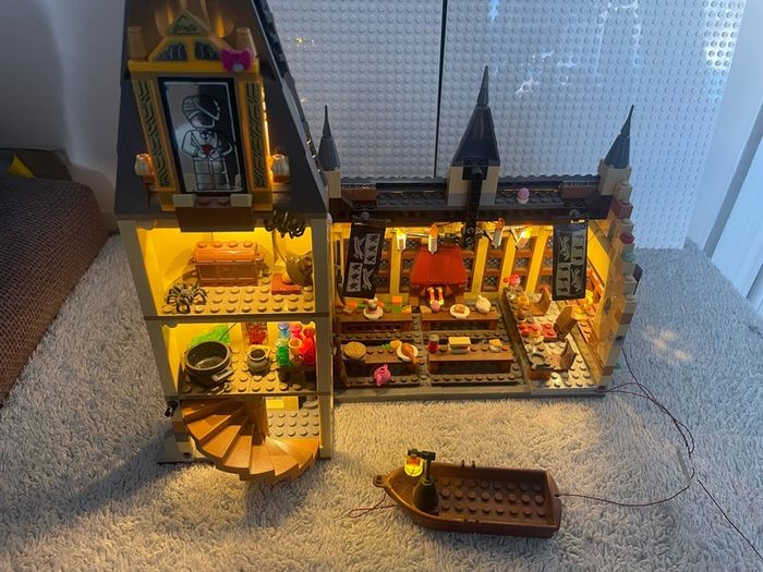 Huge Lego harry potter collection + light kit on Great hall set