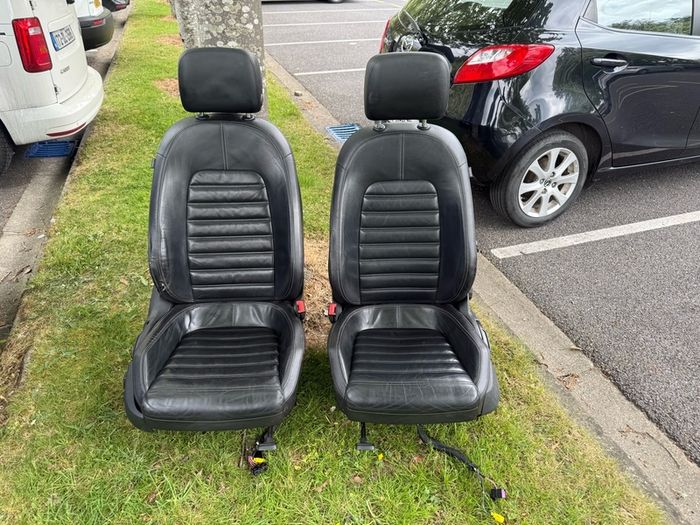 Vw Passat CC Leather Heated Front Seats