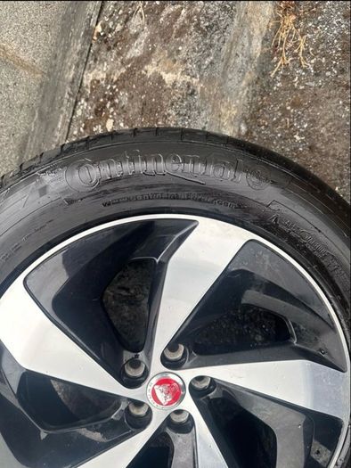 Jaguar Tyres/Wheels 225/55 R 19 W XL