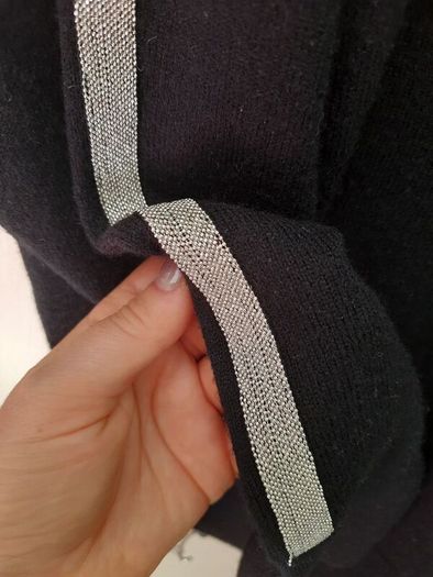 100% Wool Paul Costelloe Living Studio V-neck Jumper