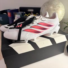 Adidas Predators BRAND NEW