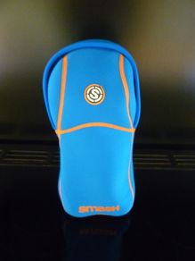 Neoprene stretchy quality bottle holder lunch bag. NEW. Australian Smash Nude food mover biker bottle