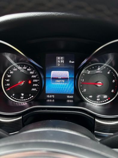 Mercedes-Benz V-Class 2023