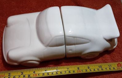 nice ceramic porche bookends,
