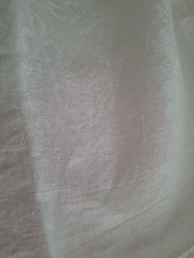 White Damask  Tablecloth 121cm x 117cm