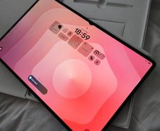 Samsung Tab S11 Ultra 256GB Grey w/ Samsung Slim Keyboard Case