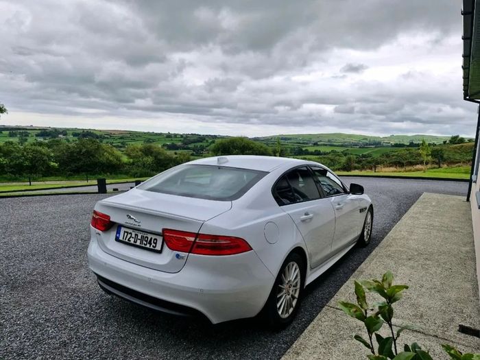 Jaguar Xe R-Sport 2017