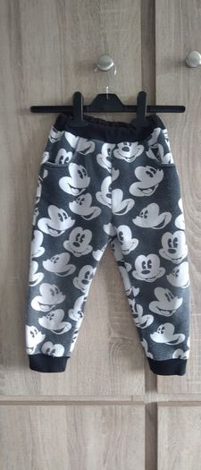 Mickey set 4/5 years old