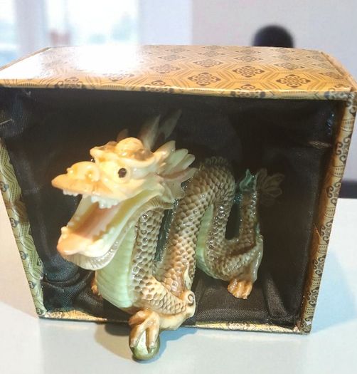 Vintage Chinese ceramic dragon in box Ackerman