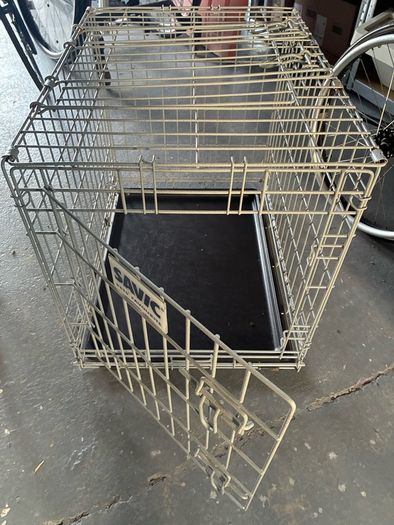 puppy /dog crate