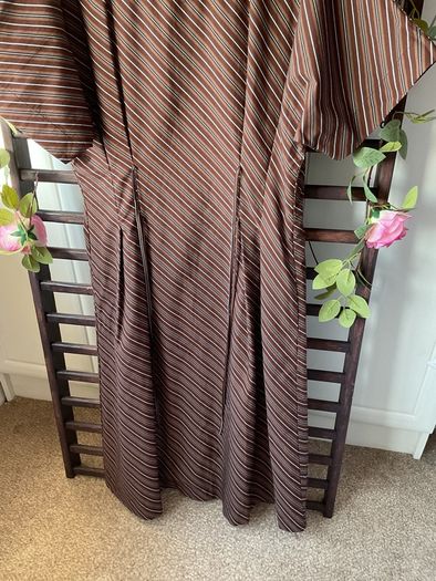 dress brown striped cotton dress with pockets size 12