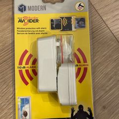 Alarm sash jammer