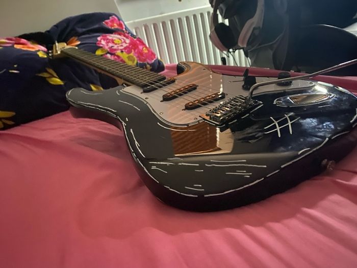 Aria stb pro II j bass and g4m guitar (FOR SWAPS)