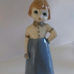 Little girl figure