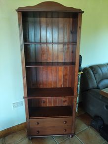 Bookshelf