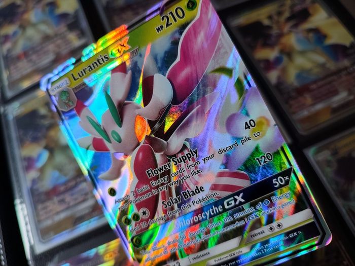 Lurantis GX ! Ultra Rare ! from Sun & Moon Set ! 2017 ! Pokemon Card !