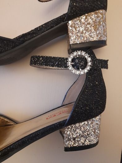 girls monsoon shoes