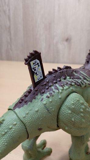 Jurassic World: Dominion Yangchuanosaurus dinosaur figure