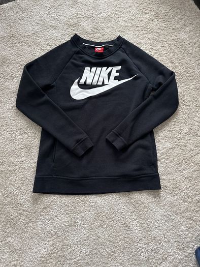 Nike black sweatshirt (xs)