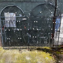 Galvanised gates