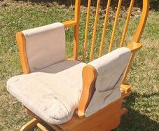Nursing Chair (FREE)