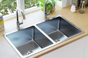 Handmade Kitchen Sink with Strainer Stainless Steel
